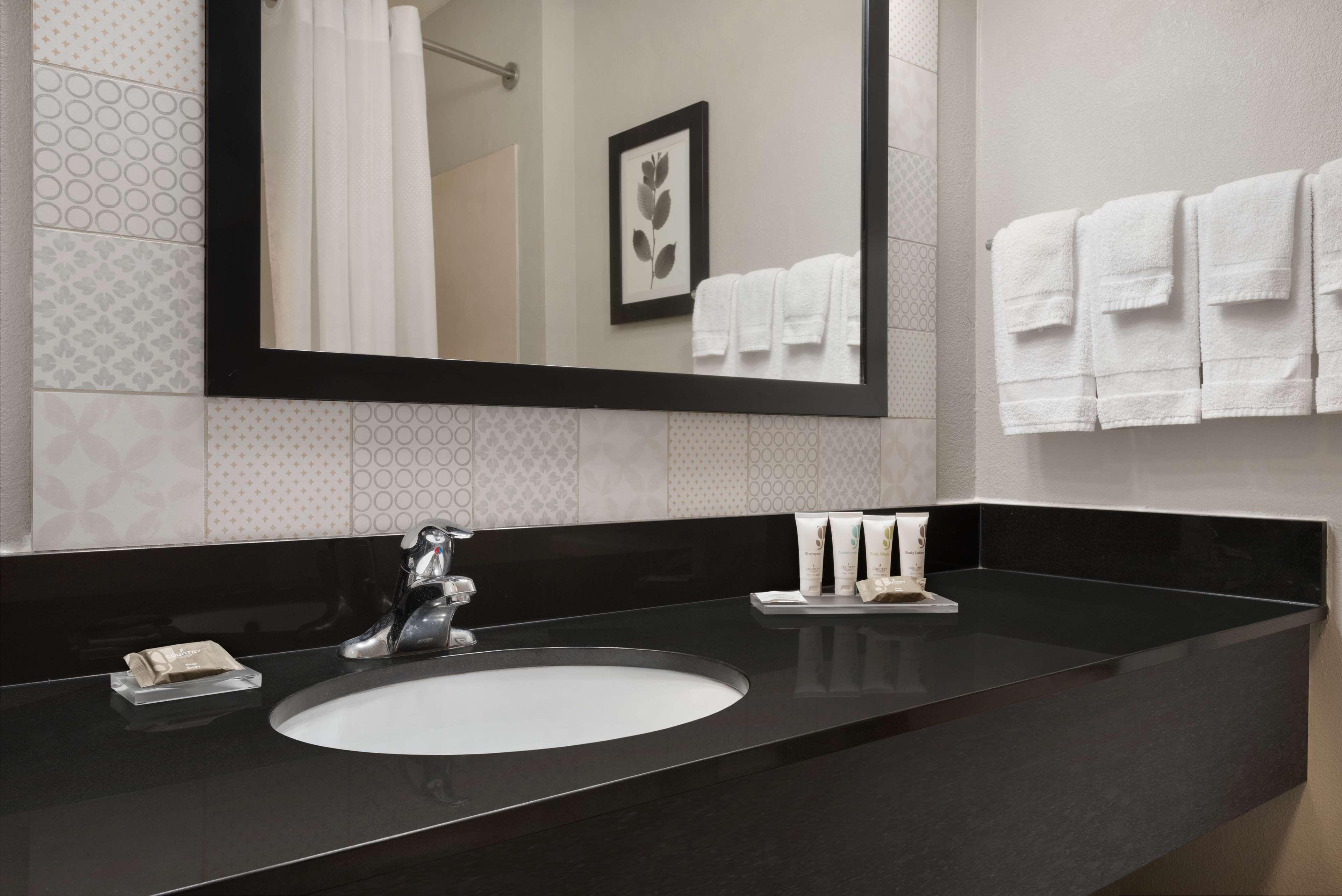 Country Inn & Suites By Radisson, بروكينغز المظهر الخارجي الصورة